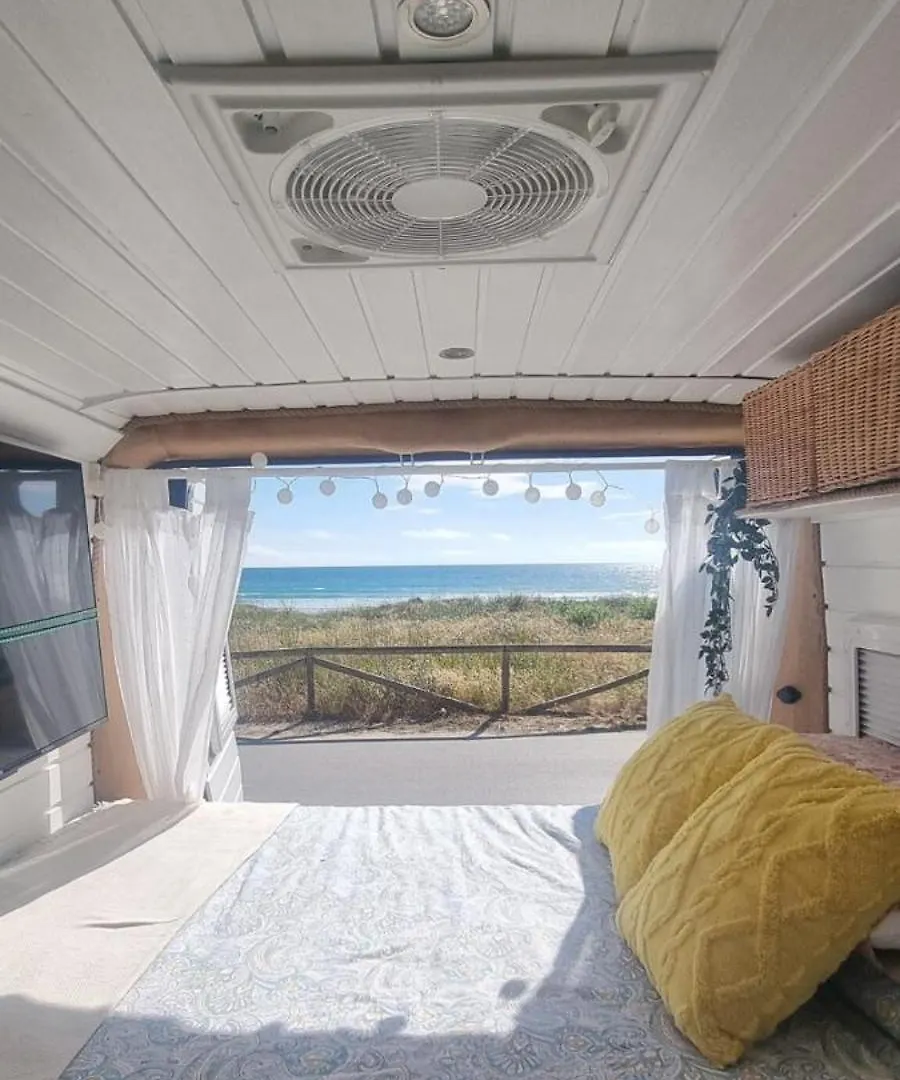 Furgoneta Camper Hotel Cadiz