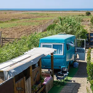 Jabuti Autocaravana Con Porche Y Aparcamiento Cádiz